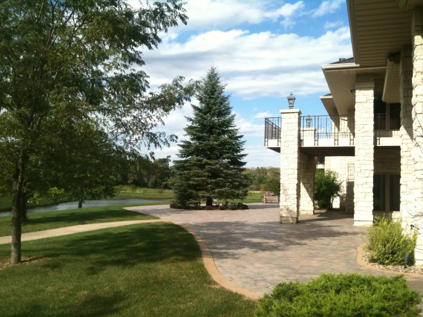 Landscape project by Landforms Design Inc in Cedar Rapids Iowa